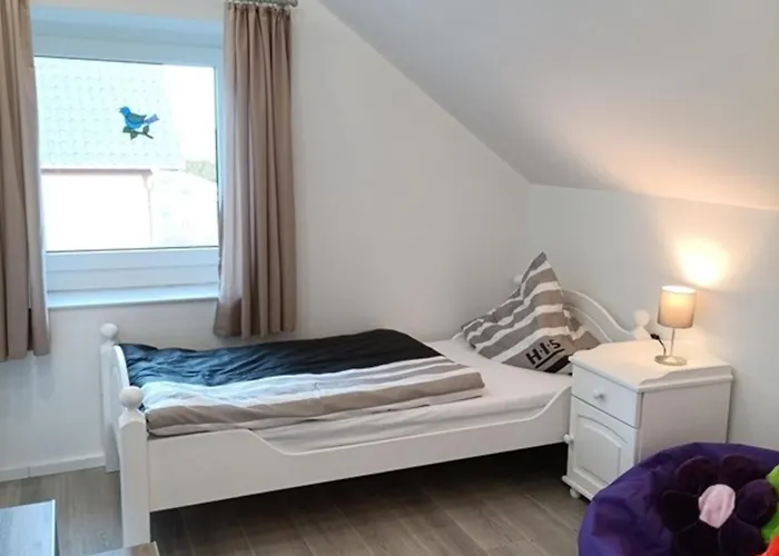 Exter Ii Panoramablick Freies Parken Naehe A2 Herford Ost Gute Lkw Rangiermoeglichkeiten 17min Zum Messe Bs Apartment Vlotho