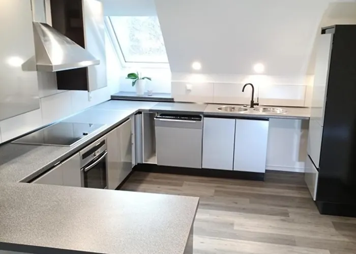 Exter Ii Panoramablick Freies Parken Naehe A2 Herford Ost Gute Lkw Rangiermoeglichkeiten 17min Zum Messe Bs Vlotho